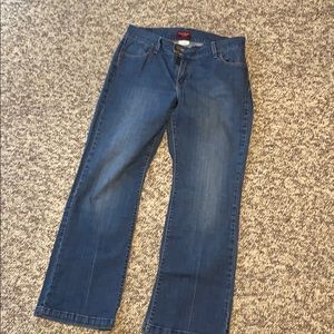 Levi jeans
